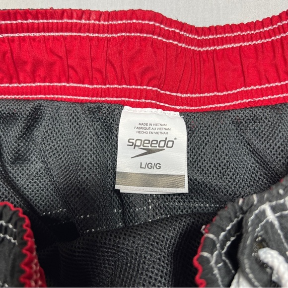 Speedo Shorts Mens Large Black Red Swimming Trunk Bathing Suit Surfing Lined - Picture 4 of 10